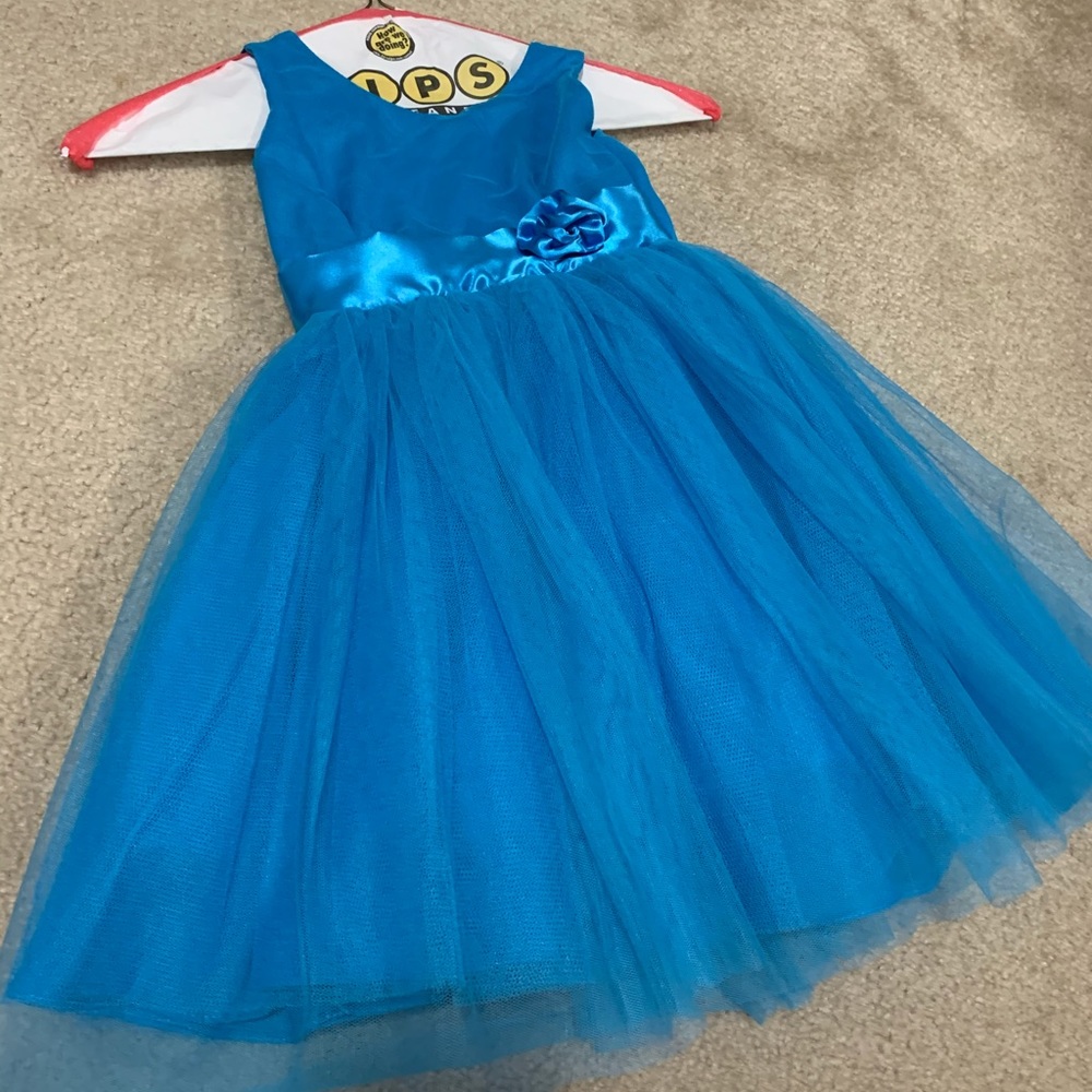 Blue gown for 1-2 yrs old